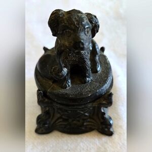 Antique rare 1897 Hoyt cast iron dog smoking ink well